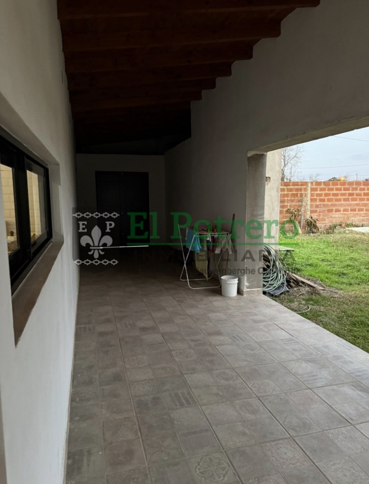 Excelente casa quinta zona oeste 