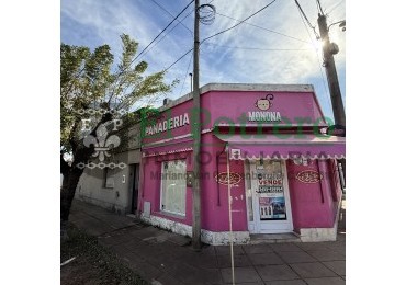 EN VENTA LOCAL + CASA