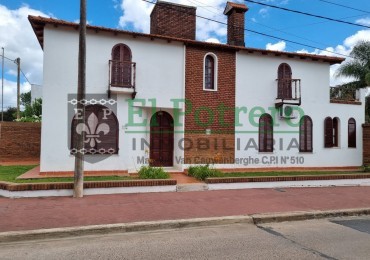 Casa amplia con ubicacion centrica 